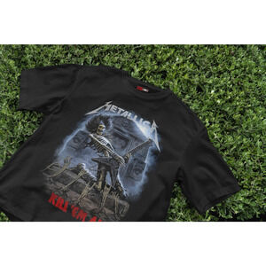Band rock T-shirt | Vintage Metallica Art T-Shirt | Retro 80s Rock Band Tee